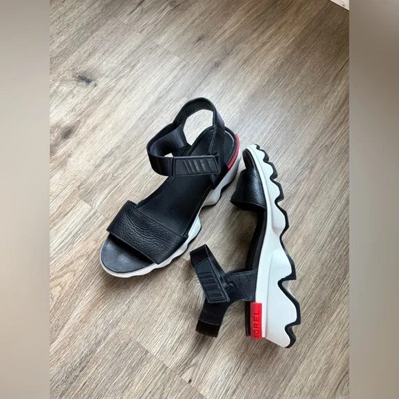 SOREL Kinetic Sandals NL3567-010 Black/Red Size 9.5 Chucky Platform - Picture 8 of 10